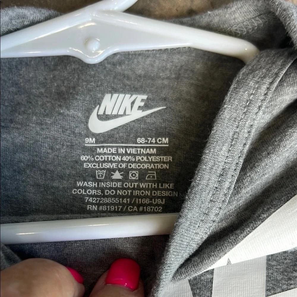 Baby boys Nike‎ onesies